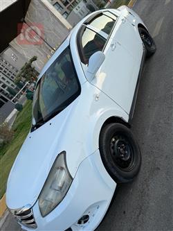 شيري E5